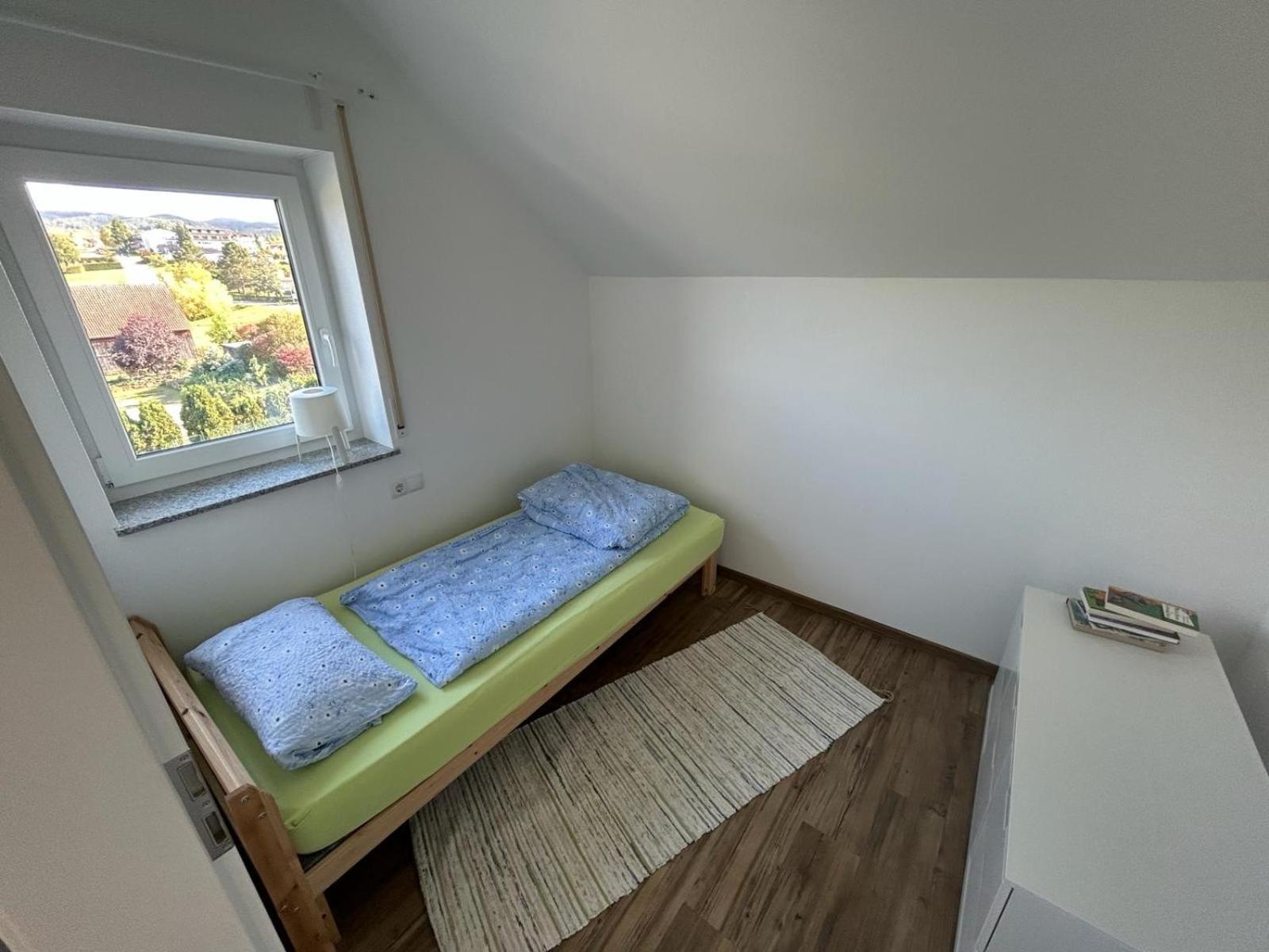 3 Zimmer Neubauwohnung In Der Schwaebischen Toskana Loewenstein Exterior photo